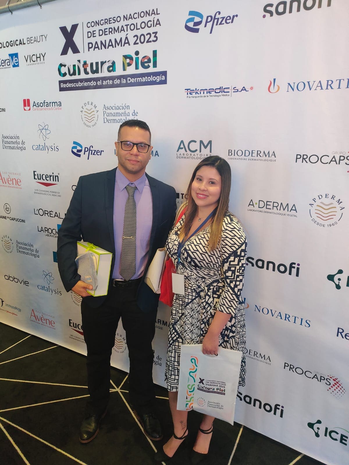 especialistas en tricoderm dermatologia y medicina capilar en panama